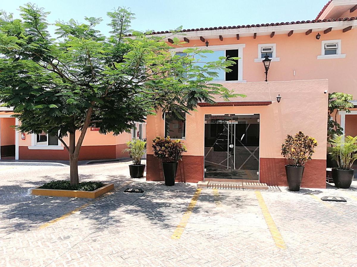 Hotel Aquiles Guadalajara Exteriér fotografie