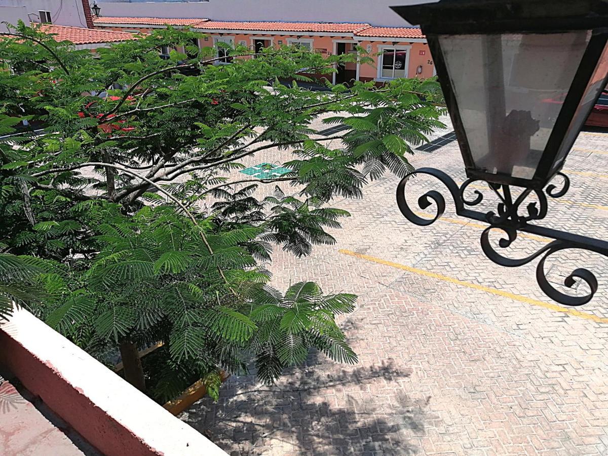 Hotel Aquiles Guadalajara Exteriér fotografie