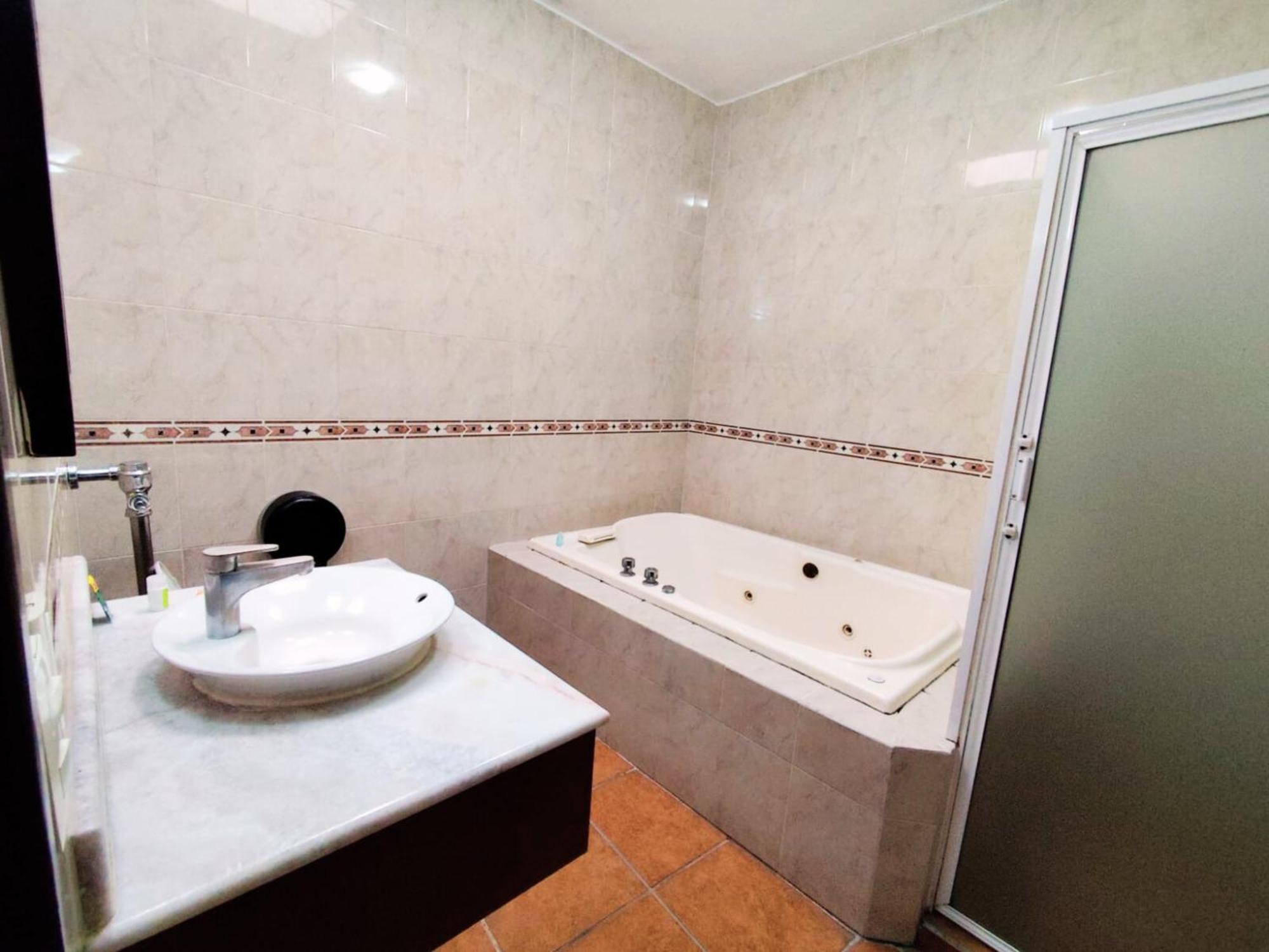 Hotel Aquiles Guadalajara Pokoj fotografie