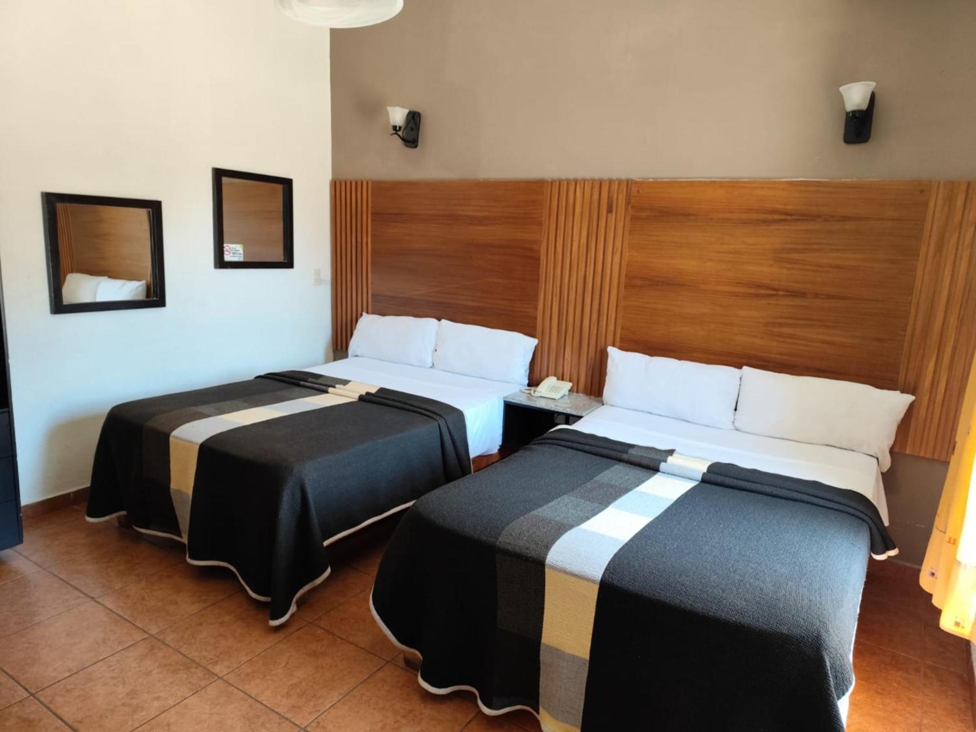 Hotel Aquiles Guadalajara Pokoj fotografie